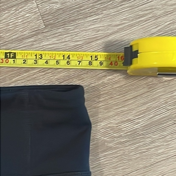 Fabletics Women’s Motion365 Leggings Medium Black High Rise Trinity Mid-Rise 7/8 - Picture 12 of 15